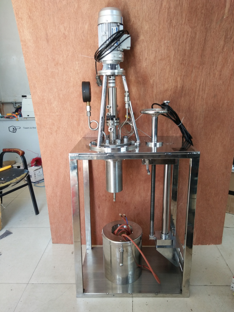 KCFD系列--框架結構、螺栓連接、磁流體直連、翻轉出料側面照片